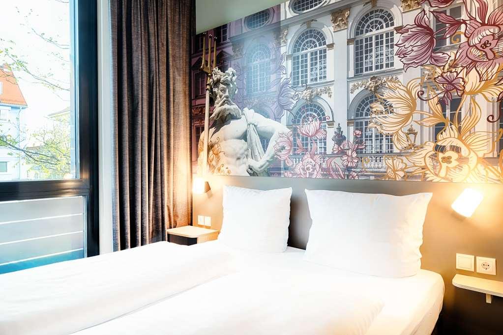 B&B Hotel Muenchen-Moosach Bilik gambar