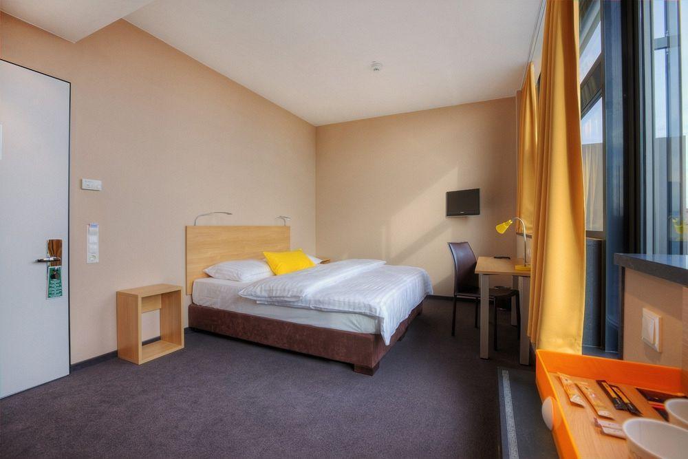 B&B Hotel Muenchen-Moosach Luaran gambar